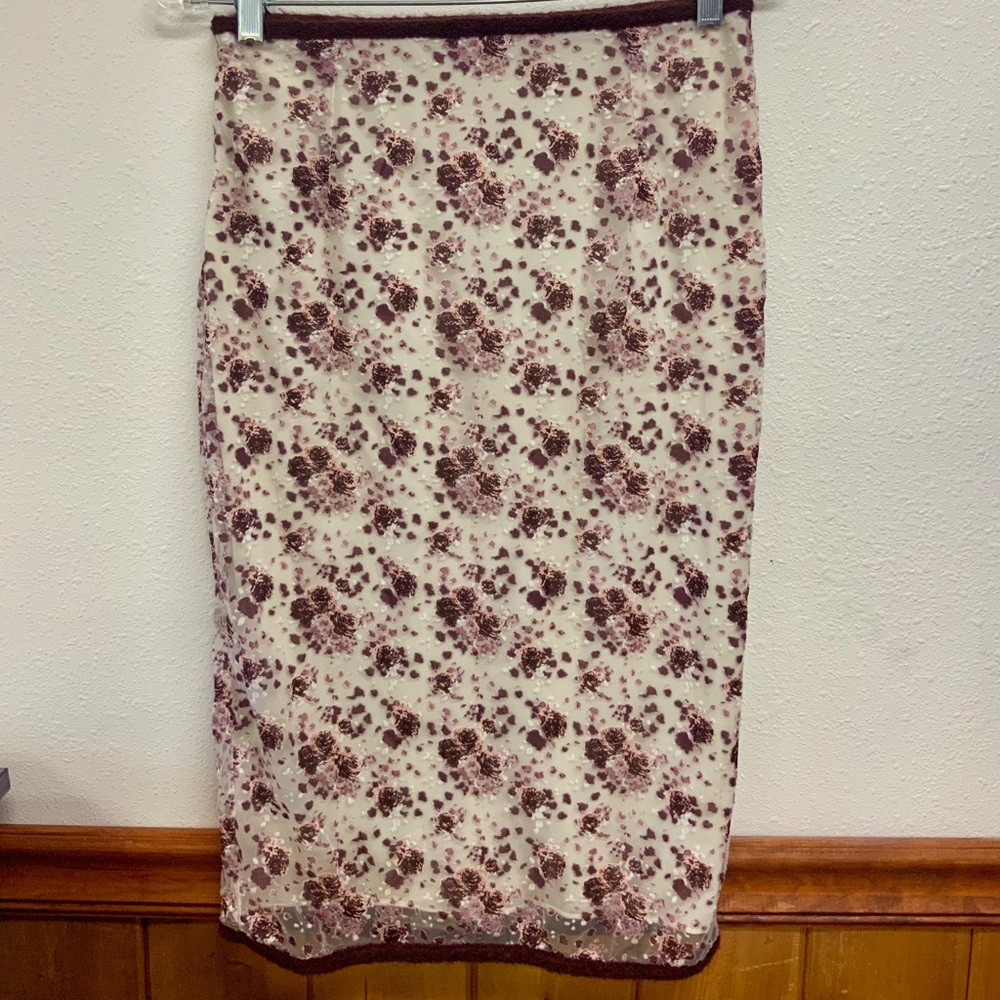 Chiffon pencil skirt